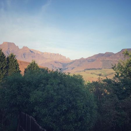 Rockwood Earth Lodge Champagne Valley Esterno foto