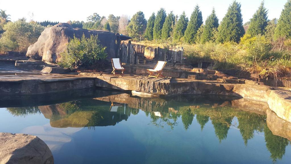 Rockwood Earth Lodge Champagne Valley Esterno foto