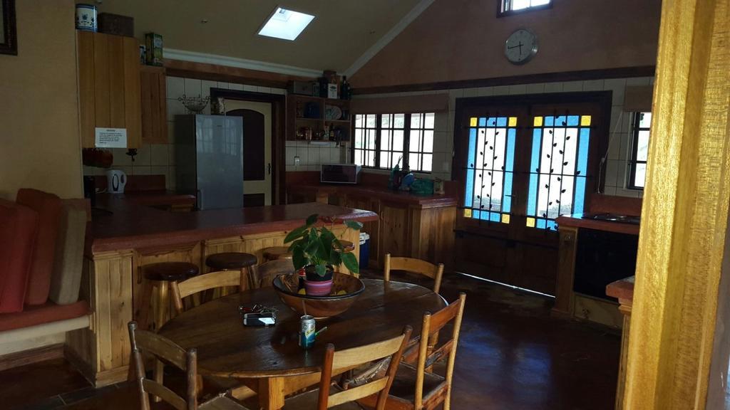 Rockwood Earth Lodge Champagne Valley Esterno foto
